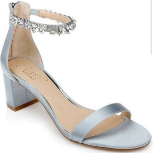 Jewel Badgley Mischka Catalina Heels
